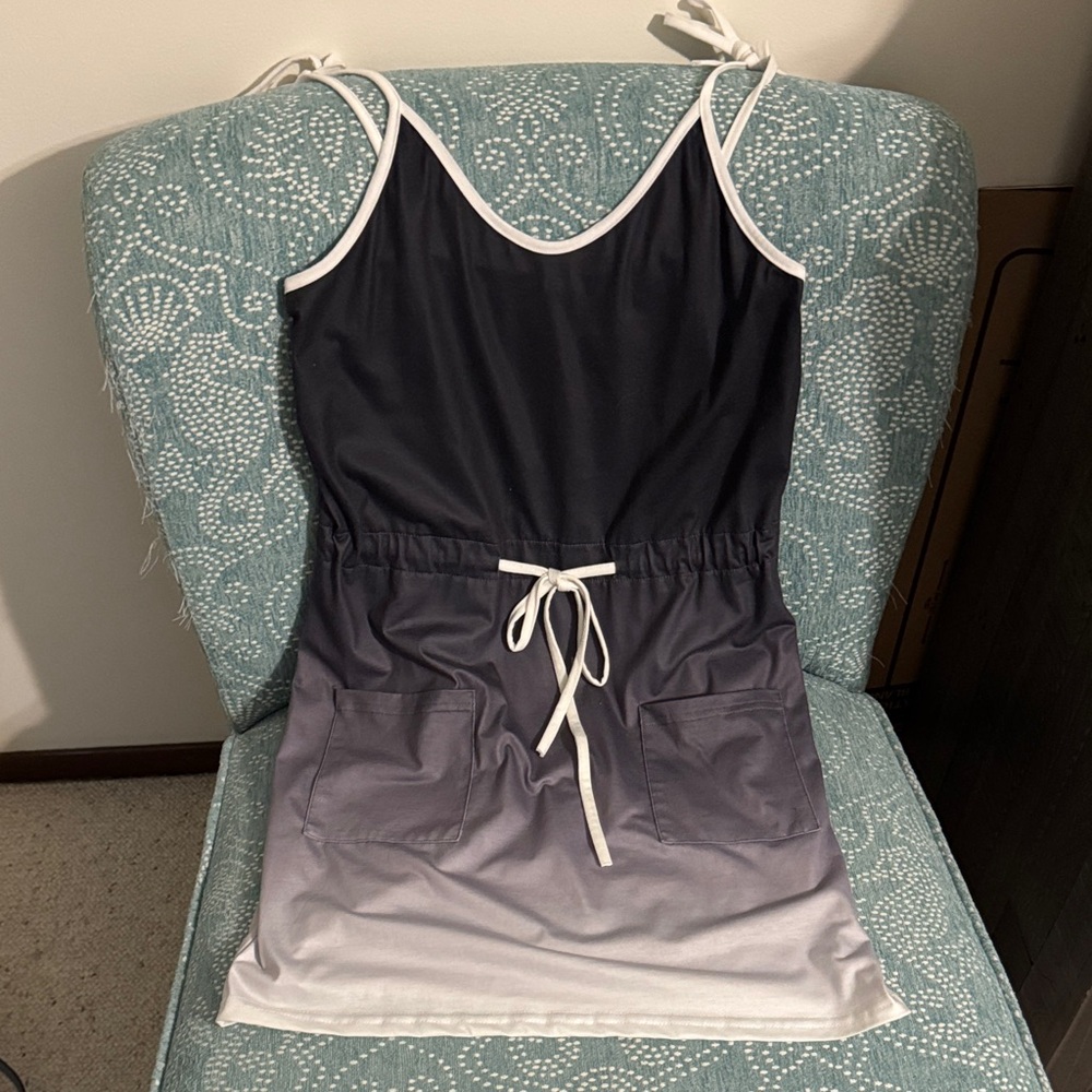 Black and Gray Sleeveless Dress with Pockets